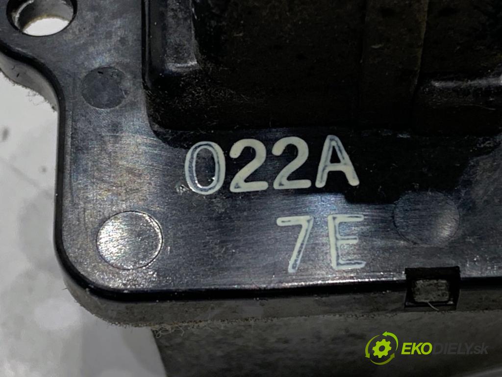 SUZUKI GRAND VITARA II samochód terenowy zamknięty 2007 95 kW 1.9 DDiS (JB419WD, JB419XD) 1870 Odpor, rezistor kúrenia vzduchu (Odpor (rezistor) kúrenia)