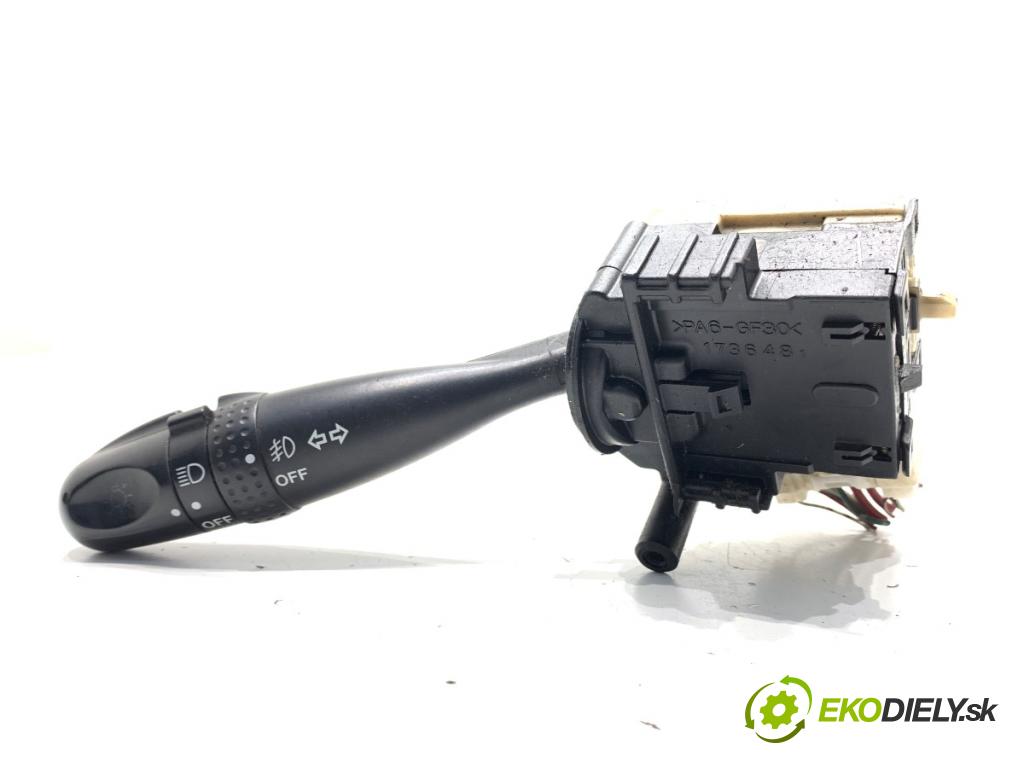 TOYOTA RAV 4 II SUV 2005 85 kW 2.0 D 4WD (CLA20_, CLA21_) 1995 Prepínač smeroviek 1736481 (Prepínacie páčky pod volantom)