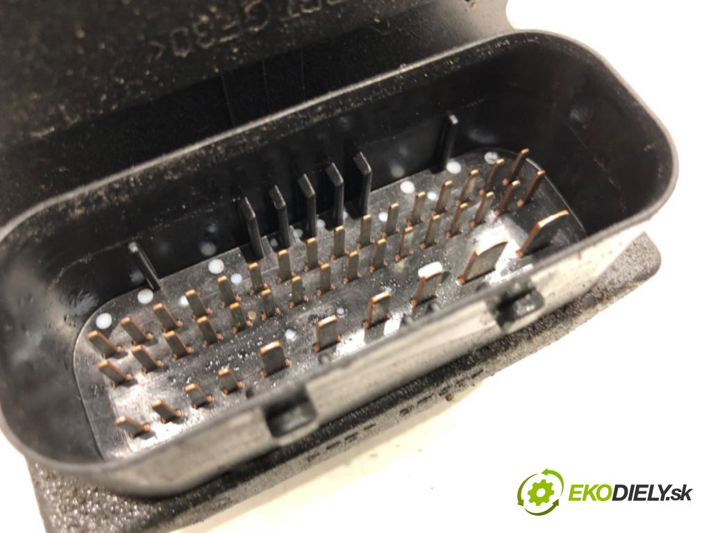 AUDI A4 B6 sedan 2002 96 kW 1.9 TDI 1896 Pumpa ABS 8E0614517 (Pumpa ABS)