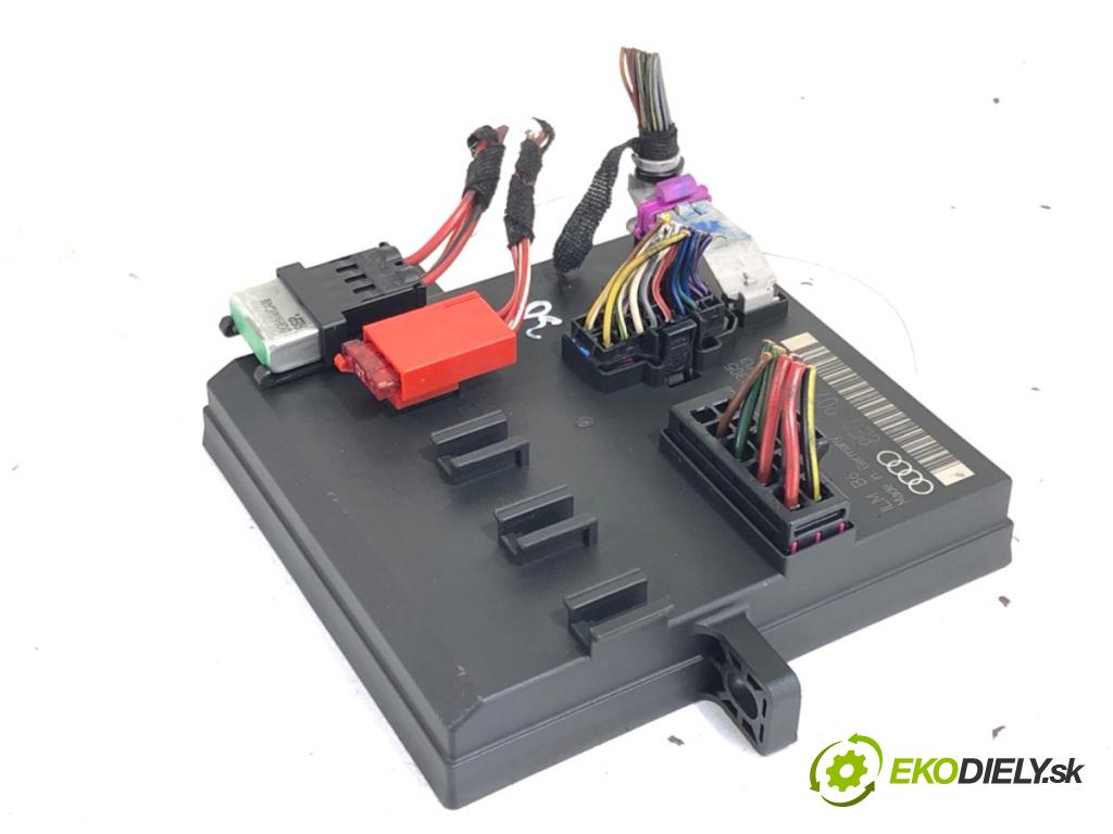 AUDI A4 B6 sedan 2002 96 kW 1.9 TDI 1896 Modul svetiel 8E0907279E (Riadiaca jednotka ostatné)