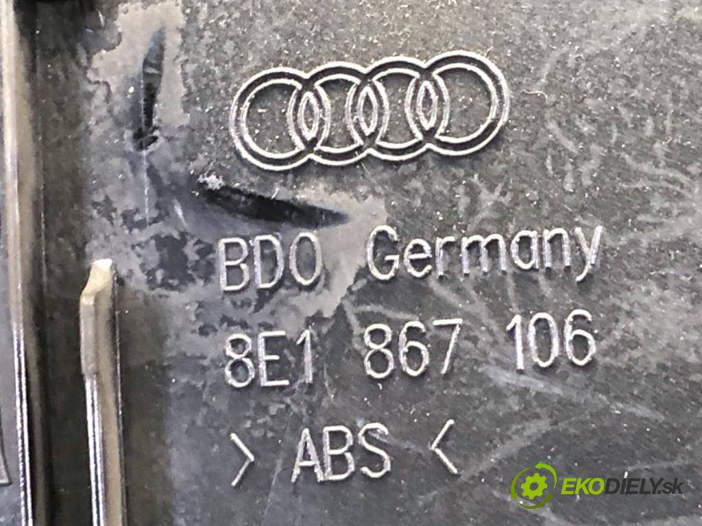 AUDI A4 B6 sedan 2002 96 kW 1.9 TDI 1896 ča dveře pravý přední část