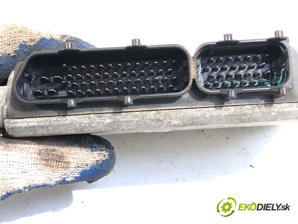 VW BORA I sedan 1998 66 kW 1.9 TDI 1896 riadiaca jednotka Motor 038906018AE (Riadiaca jednotka)