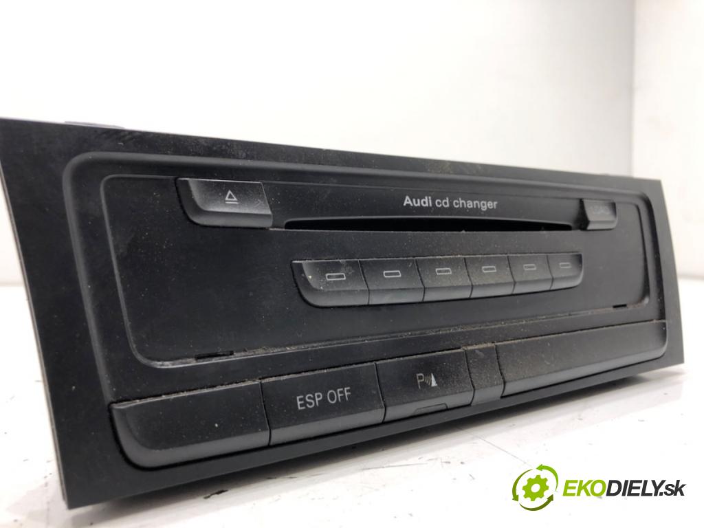 AUDI A4 B8 Kombi 2008 105 kW 2.0 TDI 1968 měnič CD 8T1035110C (CD měnič)