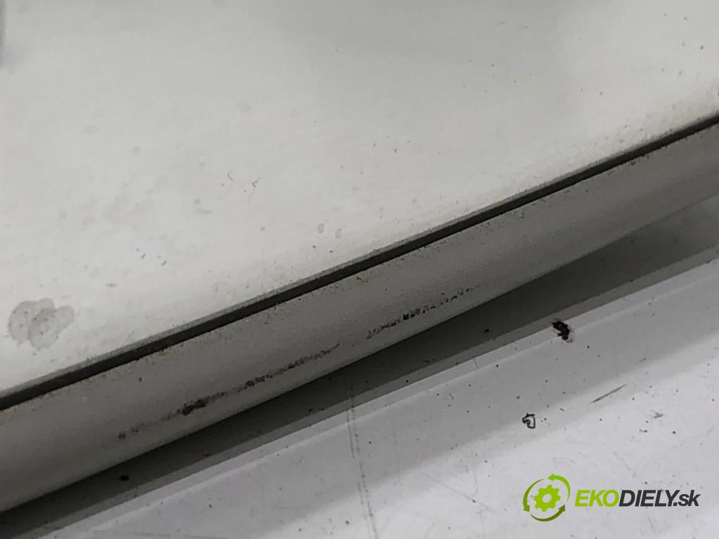 AUDI A4 B8 Kombi 2008 105 kW 2.0 TDI 1968 zpětné zrcátko vnitřní  (Vnitřní zpětné zrcátko)