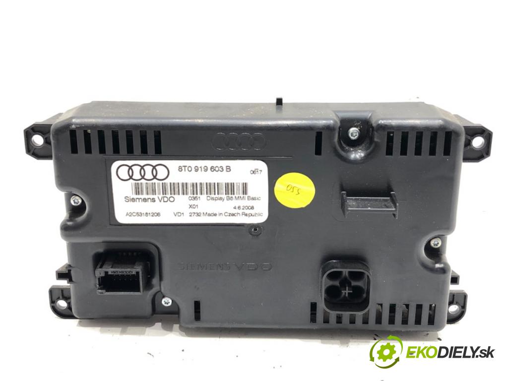 AUDI A4 B8 Kombi 2008 105 kW 2.0 TDI 1968 Dislpej 8T0919603B (Prístrojová doska)