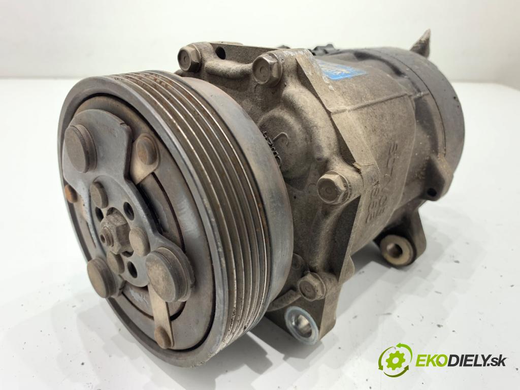 VW GOLF IV liftback 2003 55 kW 1.4 16V 1390 kompresor klimatizace 1J0820803K (Kompresor klimatizace)