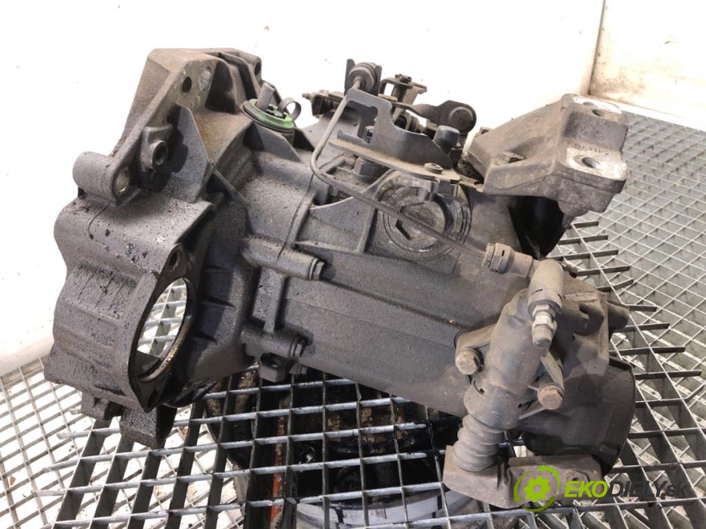 VW GOLF IV liftback 2003 55 kW 1.4 16V 1390 Prevodovka DUW (Prevodovka)