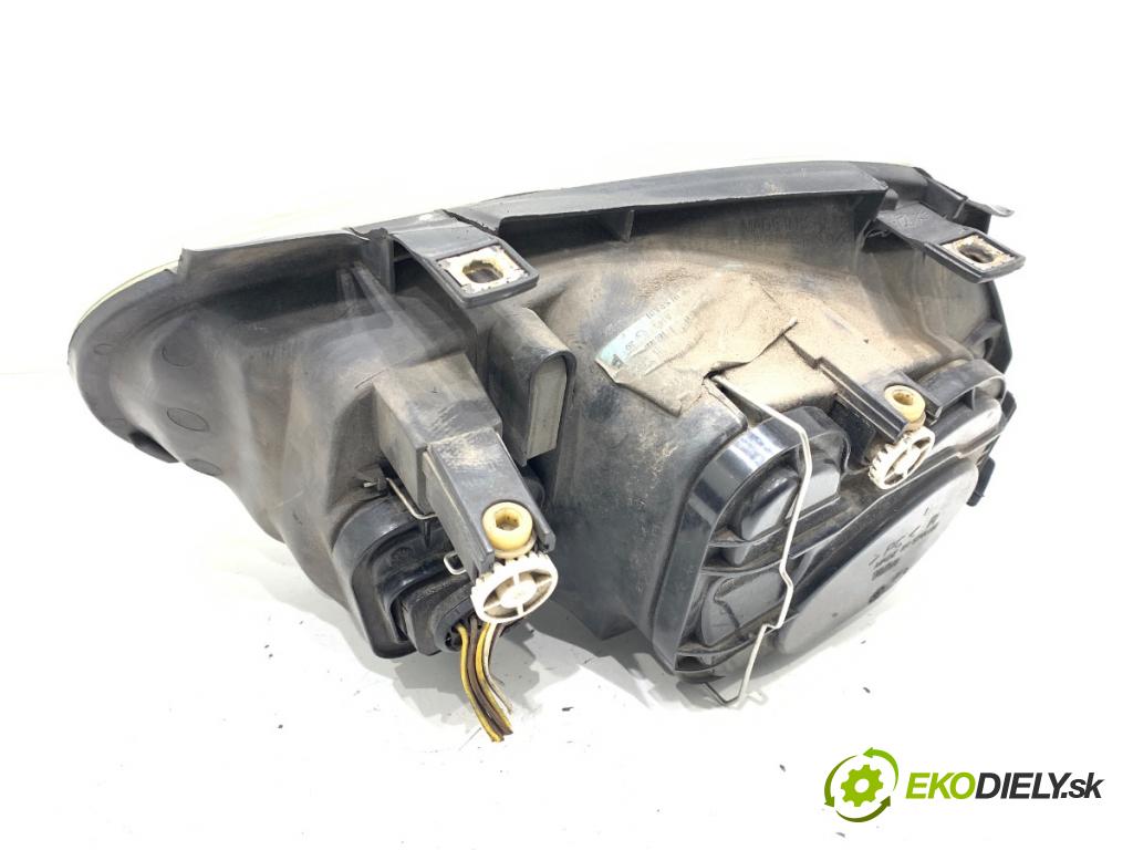 VW GOLF IV liftback 2003 55 kW 1.4 16V 1390 Svetlomet pravy predný 1J1941016B