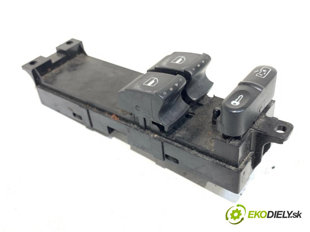 VW GOLF IV liftback 2003 55 kW 1.4 16V 1390 Prepínač okien 1J3959857B (Prepínacie páčky pod volantom)