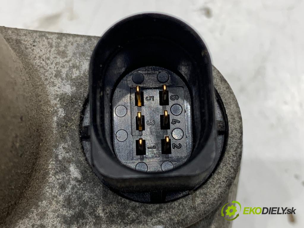 VW GOLF IV liftback 2003 55 kW 1.4 16V 1390 Škrtiaca klapka 036133062L (Škrtiaca klapka)