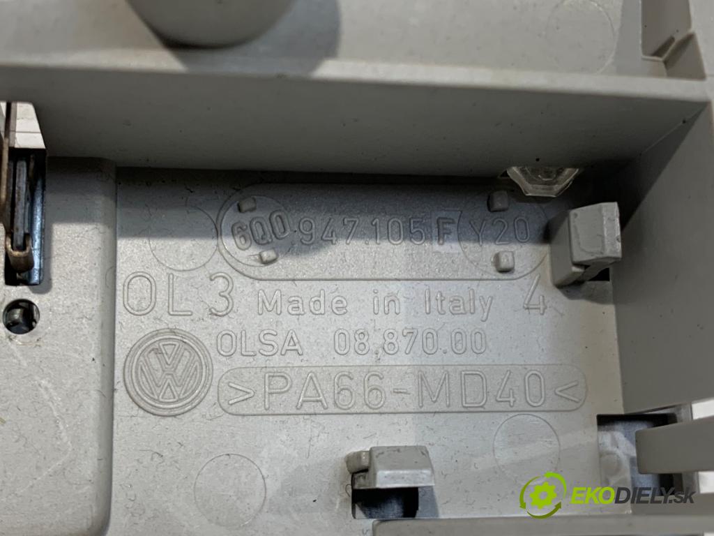 VW GOLF IV liftback 2003 55 kW 1.4 16V 1390 světlo stropní 6Q0947105F