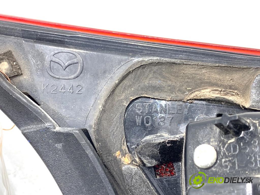 MAZDA CX-5 SUV 2012 118 kW 2.0 AWD (KEEAW) 1998 světlo zadní část pravá vnitřní  (Klika dveří ostatní)