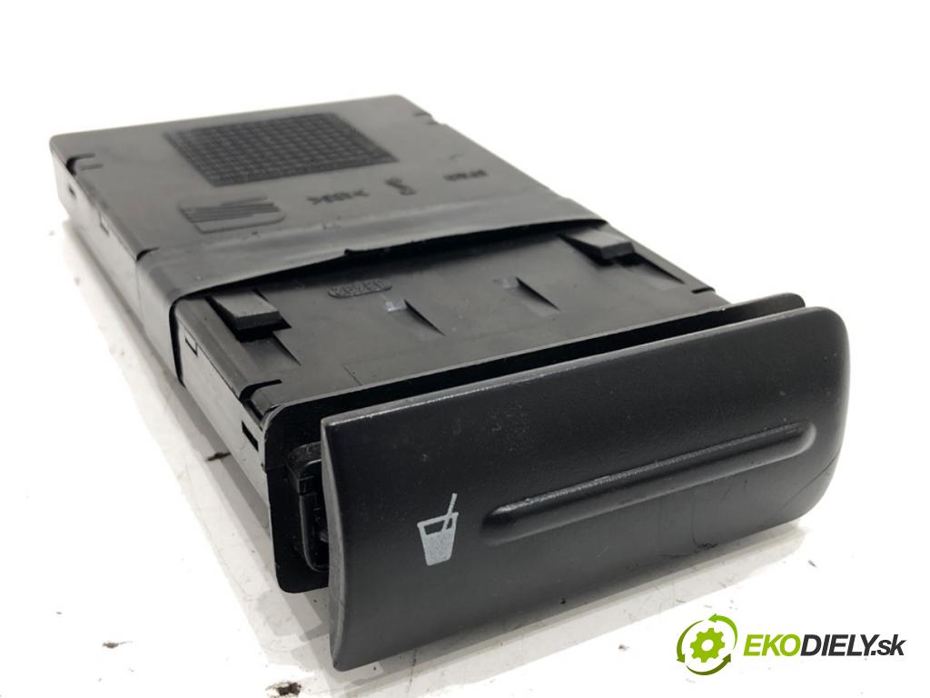 SEAT LEON I liftback 2000 66 kW 1.9 TDI 1896 Držiak na nápoje 1M1862531C (Držiak (úchyt) na nápoje)