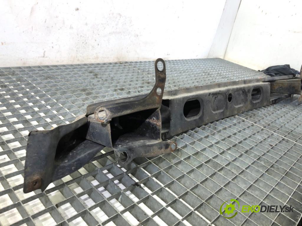 SEAT LEON I liftback 2000 66 kW 1.9 TDI 1896 výztuha nárazníka přední část  (Přední výztuha)