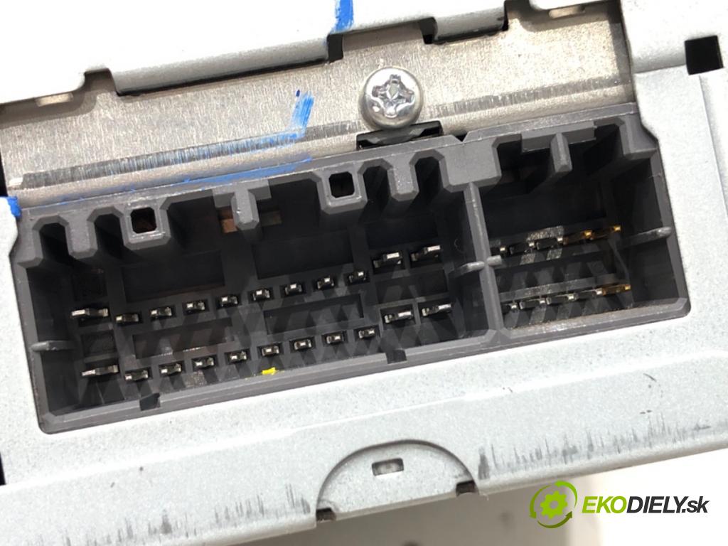 DODGE CALIBER liftback 2006 103 kW 2.0 CRD 1968 RADIO P05064362AA (Audio zariadenie)