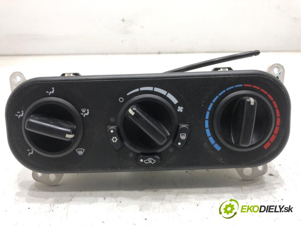 DODGE CALIBER liftback 2006 103 kW 2.0 CRD 1968 Panel ovládania kúrenia P05058307AE (Prepínacie páčky pod volantom)