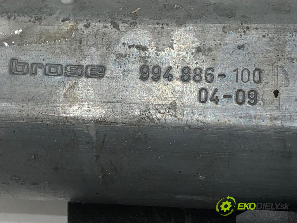 OPEL ASTRA H liftback 2004 92 kW 1.8 (L48) 1796 mechanismus okna levý přední část 0130821988