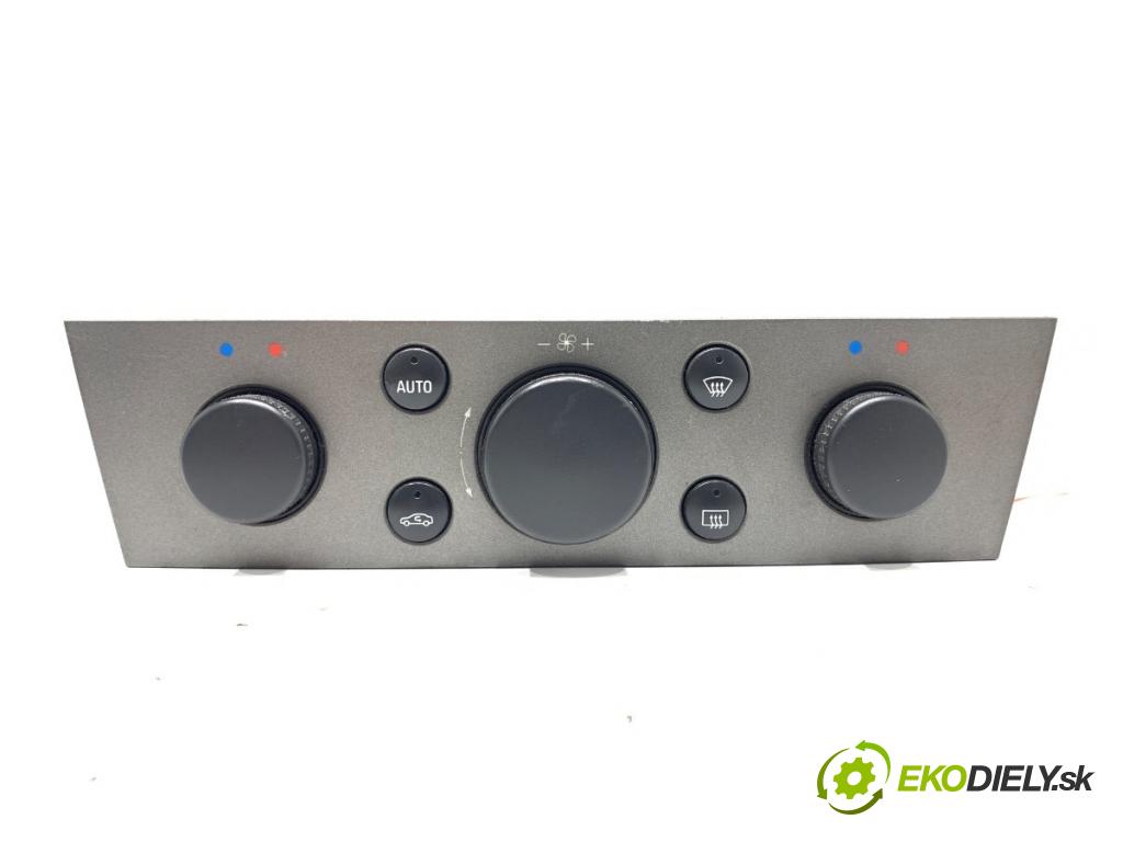 OPEL VECTRA C sedan 2005 88 kW 1.9 CDTI (F69) 1910 Panel ovládania kúrenia 13138198 (Prepínacie páčky pod volantom)