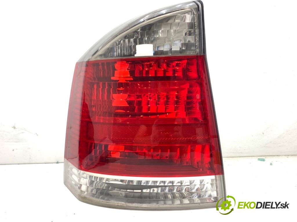 OPEL VECTRA C sedan 2005 88 kW 1.9 CDTI (F69) 1910 světlo levý zadní část 13157772