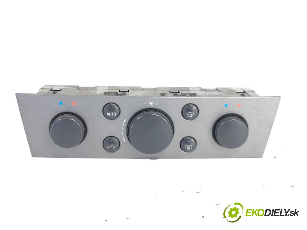 OPEL SIGNUM liftback 2003 129 kW 2.0 Turbo (F48) 1998 Panel ovládania kúrenia 13138196 (Prepínacie páčky pod volantom)