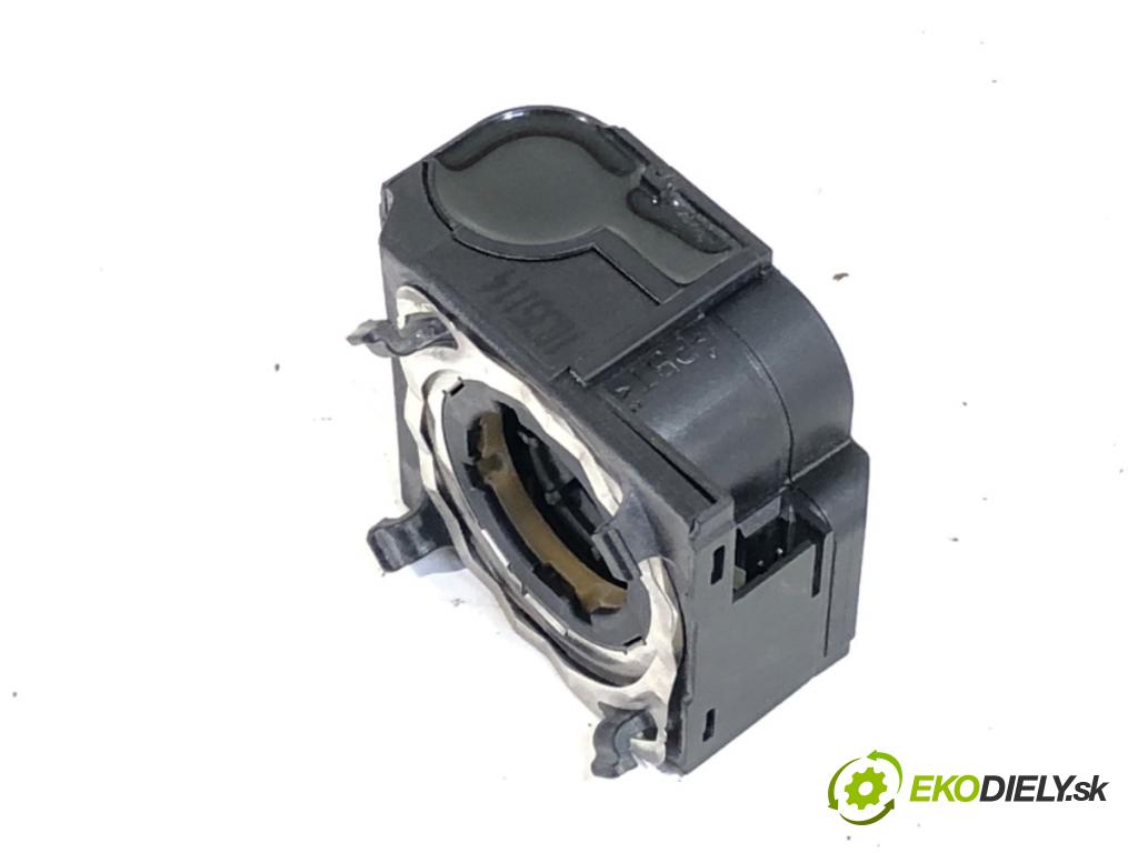 OPEL SIGNUM liftback 2003 129 kW 2.0 Turbo (F48) 1998 Menič XENON 5DD008319-10 (Riadiaca jednotka xenónu)