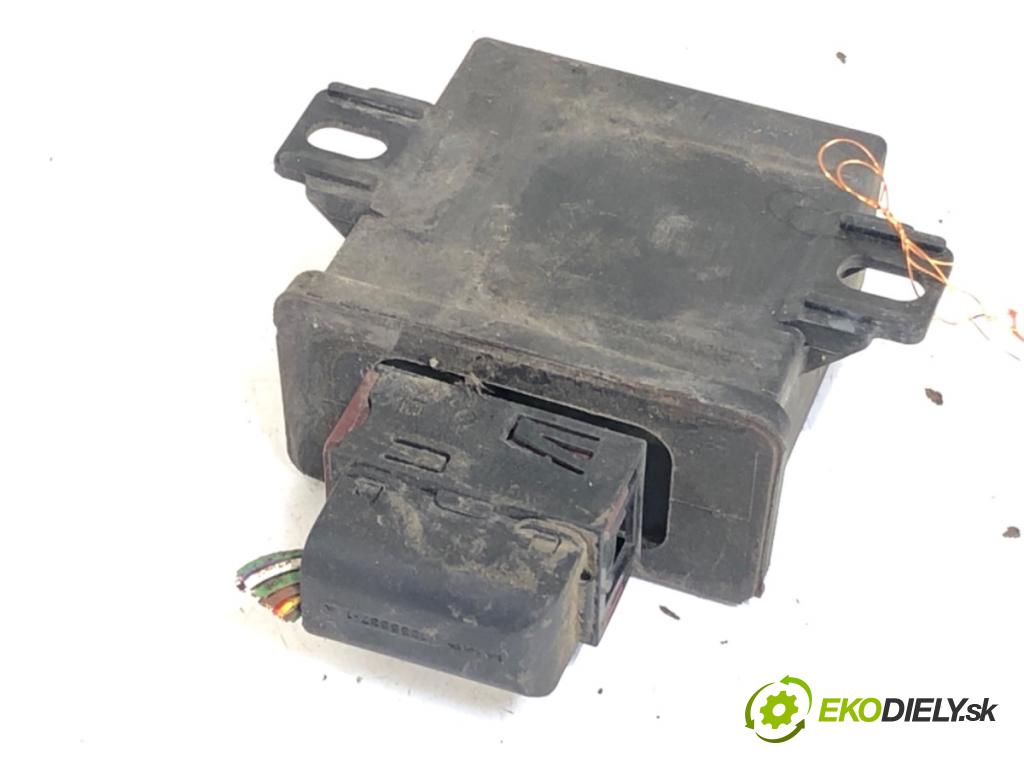 OPEL SIGNUM liftback 2003 129 kW 2.0 Turbo (F48) 1998 Modul svetiel 24417112 (Riadiaca jednotka ostatné)