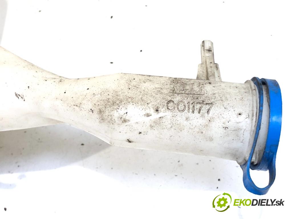 TOYOTA YARIS I liftback 2003 64 kW 1.3 (SCP12_, SCP13_) 1298 nádržka ostřikovačů