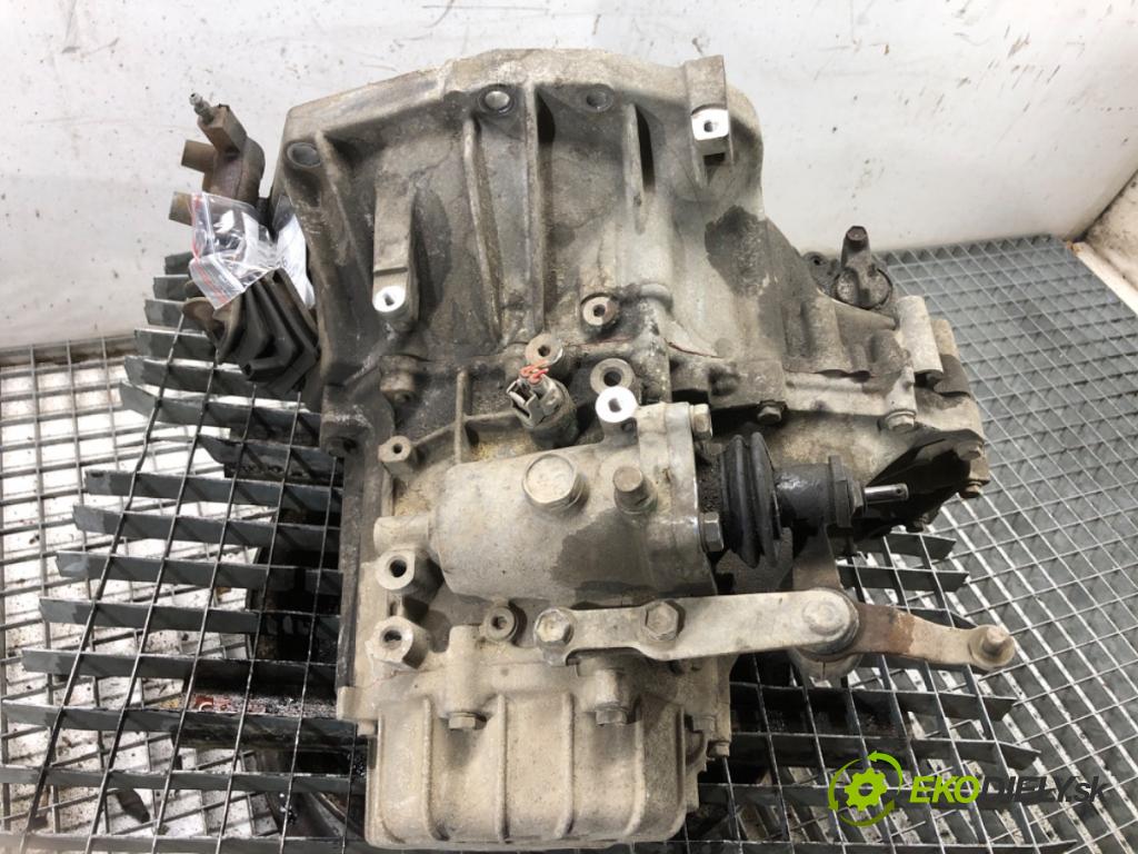 TOYOTA YARIS I liftback 2003 64 kW 1.3 (SCP12_, SCP13_) 1298 Prevodovka  (Prevodovka)