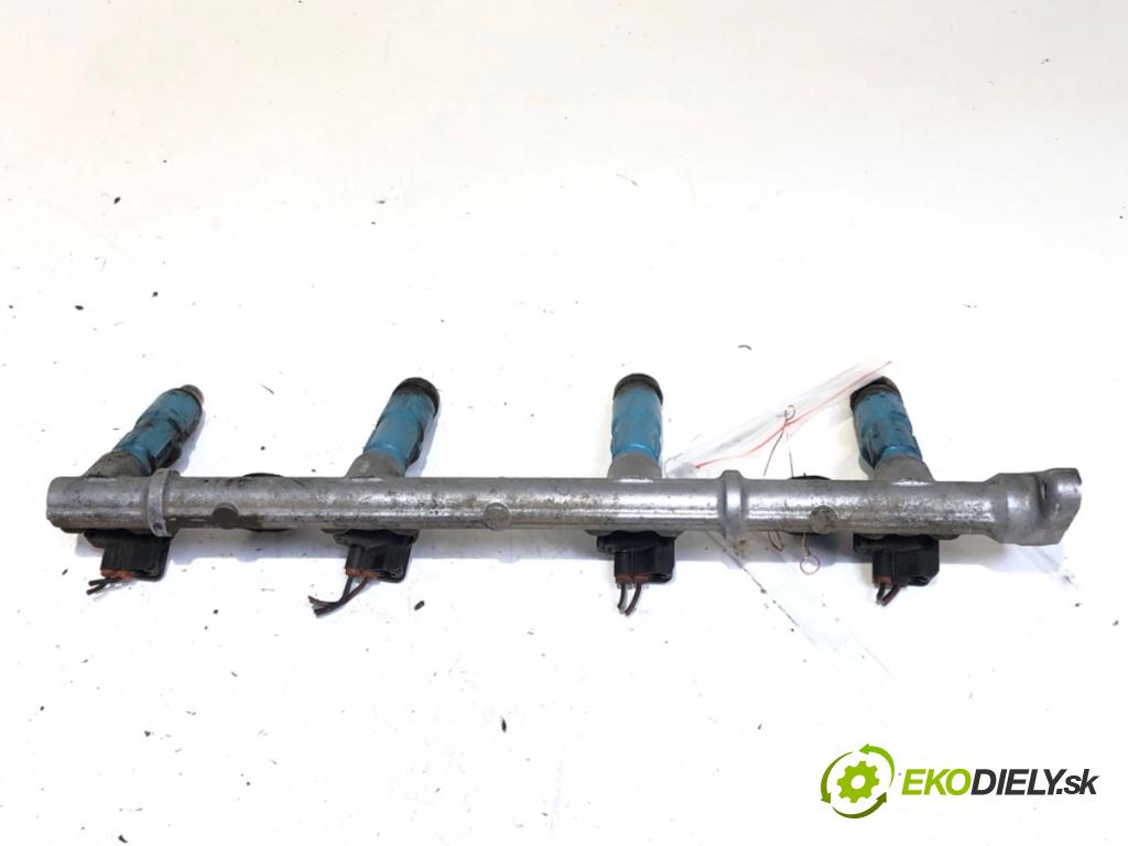 TOYOTA YARIS I liftback 2003 64 kW 1.3 (SCP12_, SCP13_) 1298 Lišta vstrekovacia 23250-23020 (Vstrekovacia lišta)