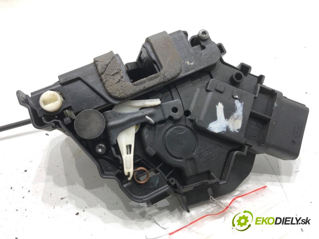 FORD MONDEO MK4 Kombi 2010 81 kW 1.6 Ti 1596 zámok dveře pravý zadní část 6M2A-R26412-BC