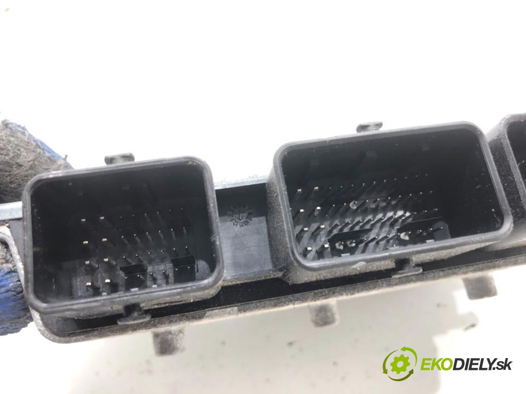 FORD MONDEO MK4 Kombi 2010 81 kW 1.6 Ti 1596 riadiaca jednotka Motor 7G91-12A650-XJ (Riadiaca jednotka)