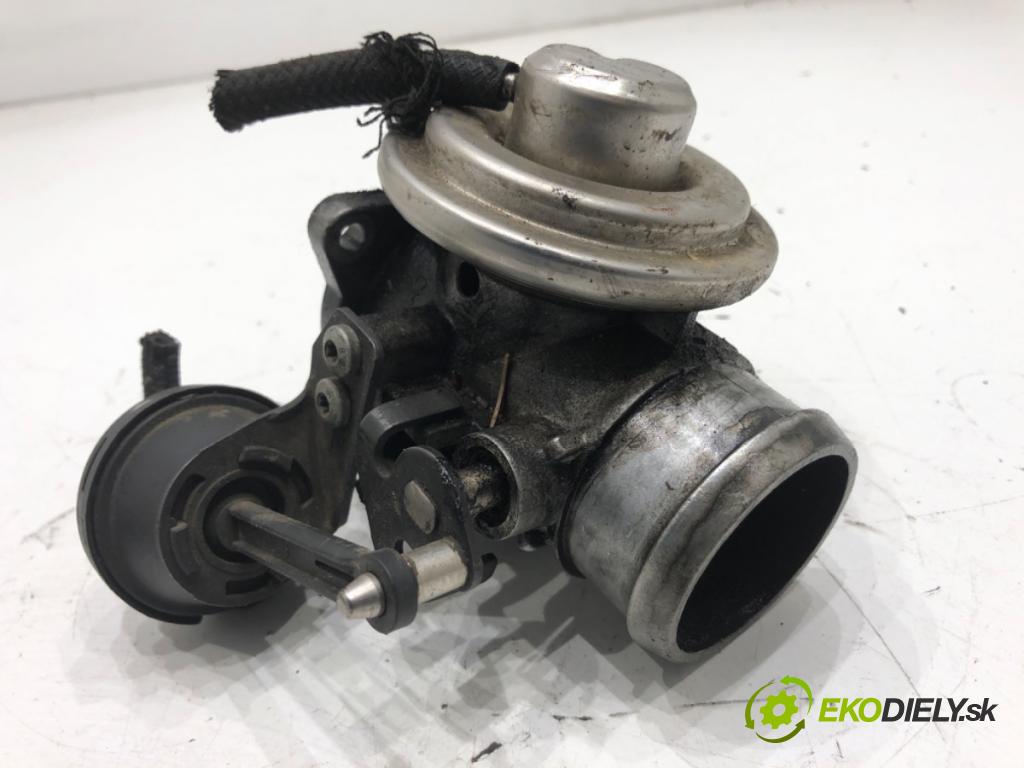 VW GOLF IV liftback 2000 66 kW 1.9 TDI 1896 škrtíci klapka 038129637 (Škrticí klapka)