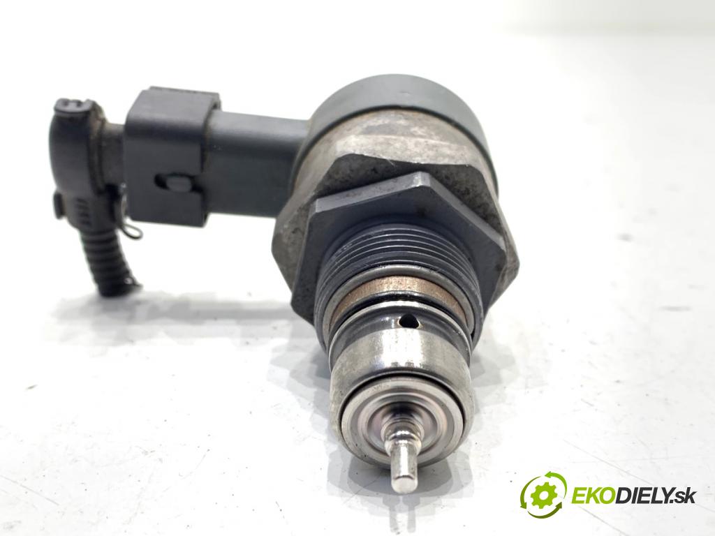 FIAT GRANDE PUNTO liftback 2007 55 kW 1.3 D Multijet 1248 Regulátor tlaku paliva 0281002507 (Palivový systém ostatné)