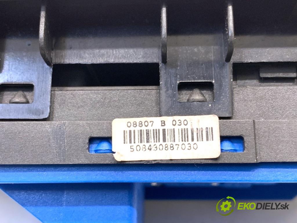 FIAT GRANDE PUNTO liftback 2007 55 kW 1.3 D Multijet 1248 Prepínač okien  (Prepínacie páčky pod volantom)