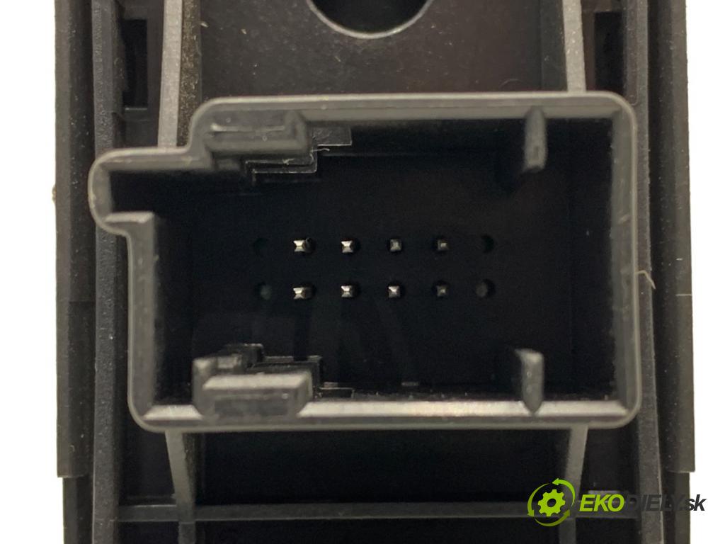 FIAT GRANDE PUNTO liftback 2007 55 kW 1.3 D Multijet 1248 Prepínač nastavenia spätných zrkadiel  (Prepínacie páčky pod volantom)