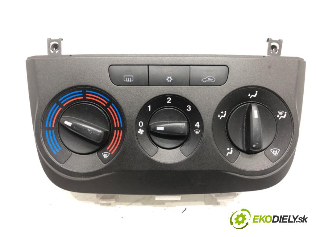 FIAT GRANDE PUNTO liftback 2007 55 kW 1.3 D Multijet 1248 Panel ovládania kúrenia 5G1140100 (Prepínacie páčky pod volantom)