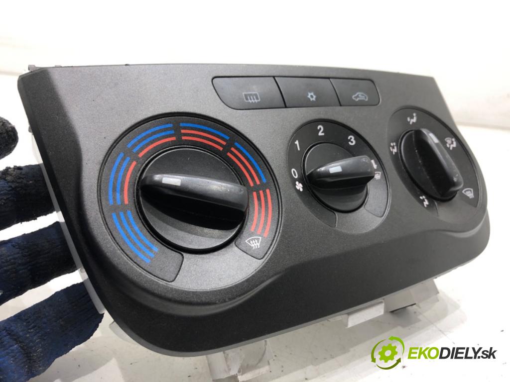 FIAT GRANDE PUNTO liftback 2007 55 kW 1.3 D Multijet 1248 Panel ovládania kúrenia 5G1140100 (Prepínacie páčky pod volantom)