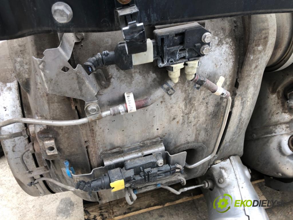 DAF XF Ciągnik siodłowy 2016 340 kW FT 460 340 kW [462 KM] olej napędowy 2012 - 2022 12900 katalyzátor A054A506