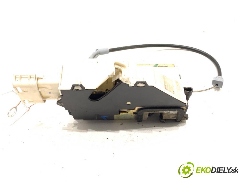 CITROEN C4 I liftback 2005 66 kW 1.6 HDi 1560 zámok dveře pravý přední část 9647172680