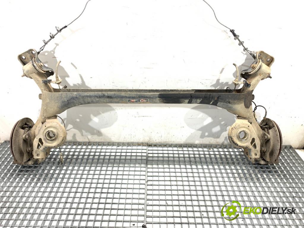 CITROEN C4 I liftback 2005 66 kW 1.6 HDi 1560 výztuha zadní část