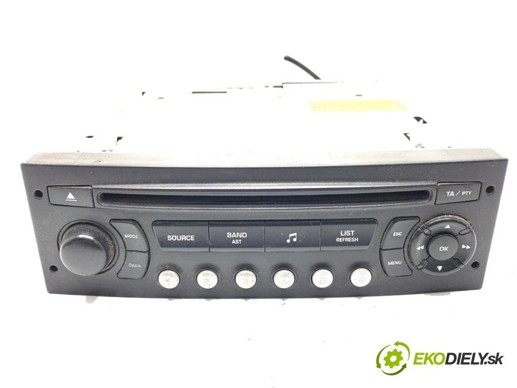 CITROEN C4 I liftback 2005 66 kW 1.6 HDi 1560 RADIO  (Audio zariadenie)