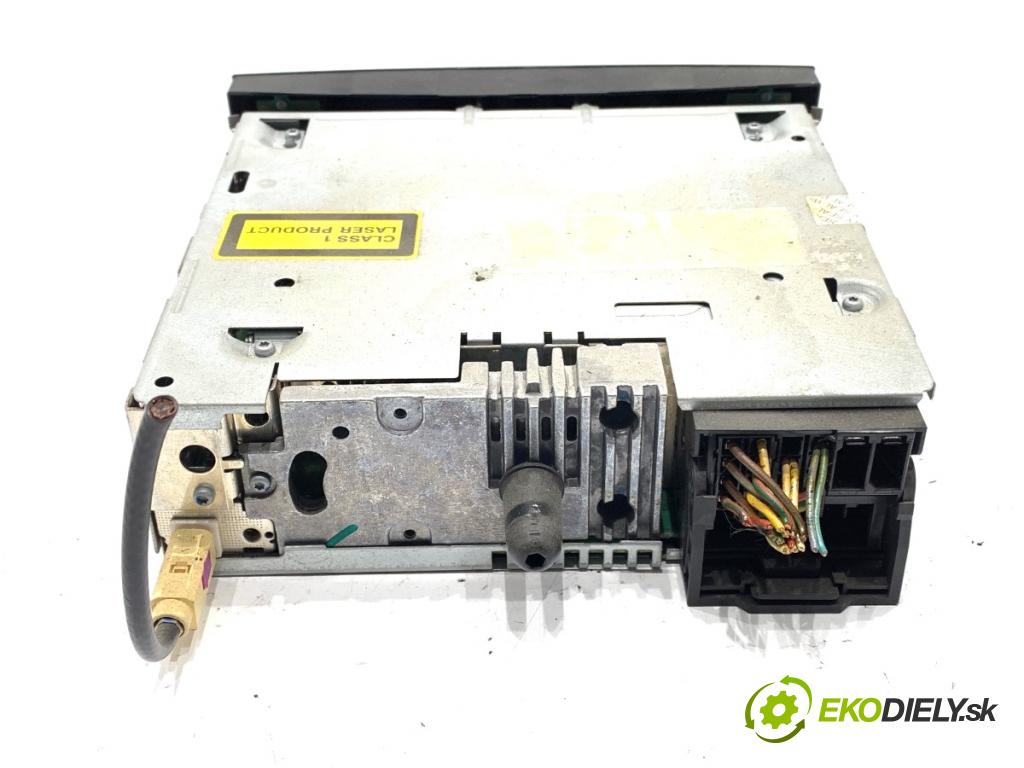 CITROEN C4 I liftback 2005 66 kW 1.6 HDi 1560 RADIO  (Audio zariadenie)