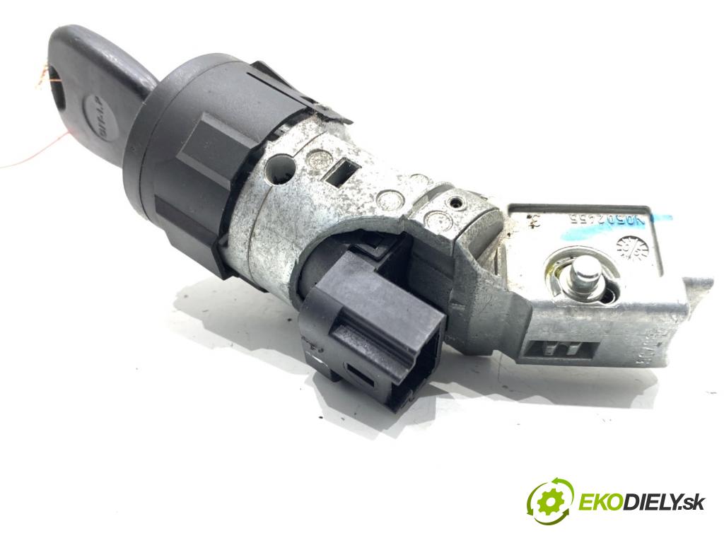 CITROEN C4 I liftback 2005 66 kW 1.6 HDi 1560 spinačka 9649781080 (Spínacia skrinka)