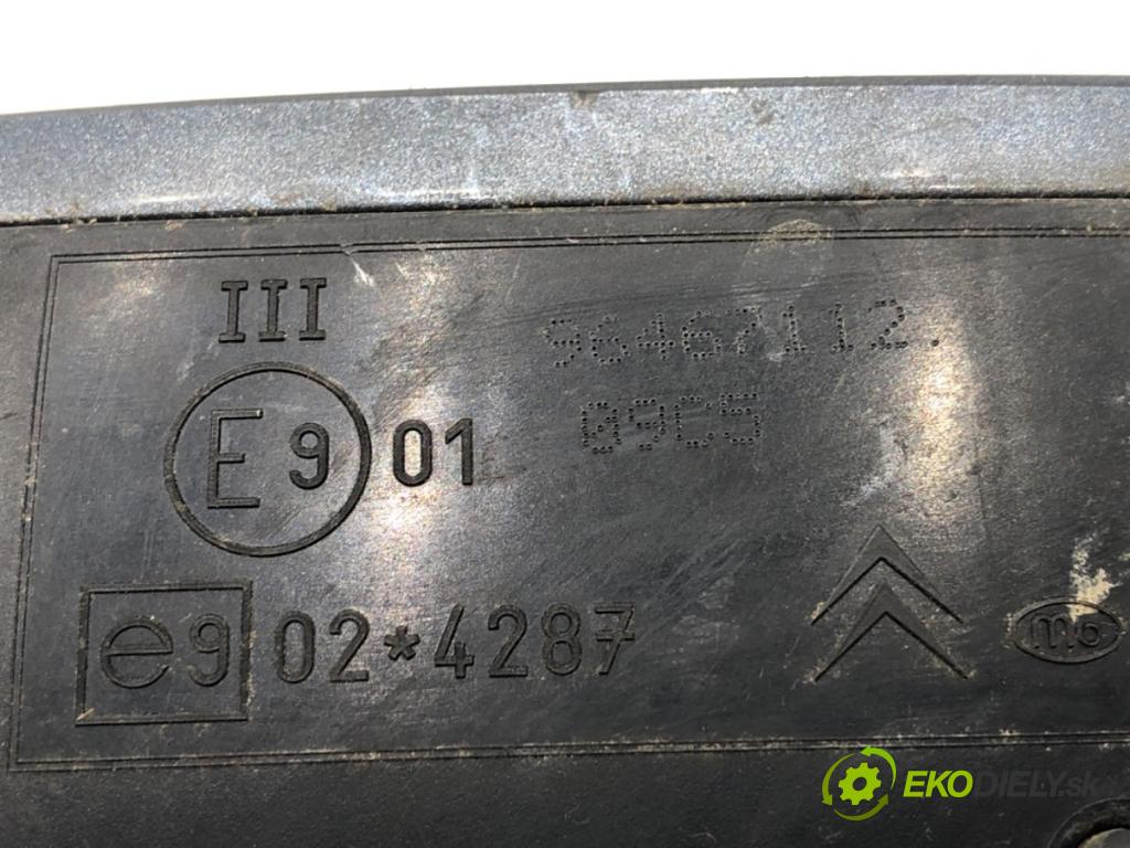 CITROEN C4 I liftback 2005 66 kW 1.6 HDi 1560 zpětné zrcátko pravý