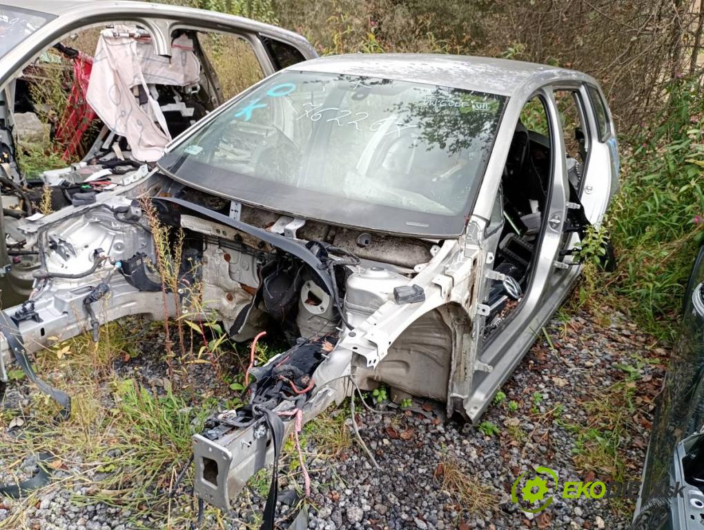 VW GOLF VII Kombi 2015 81 kW 1.6 TDI 1598 KAROSERIA ČTVRŤÁK 