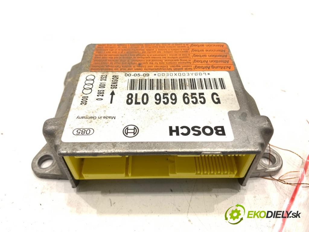 AUDI A3 8L liftback 2000 74 kW 1.6 1595 senzor airbag 8L0959655G (Snímač)