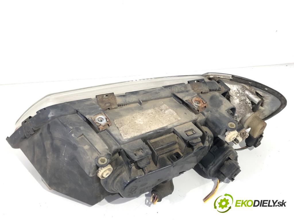 AUDI A3 8L liftback 2000 74 kW 1.6 1595 Svetlomet pravy predný