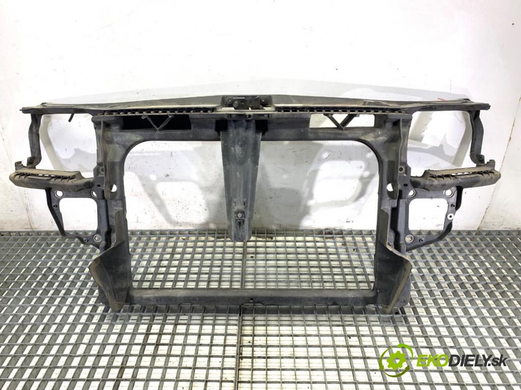 AUDI A3 8L liftback 2000 74 kW 1.6 1595 držák přední část  (Přední výztuha)