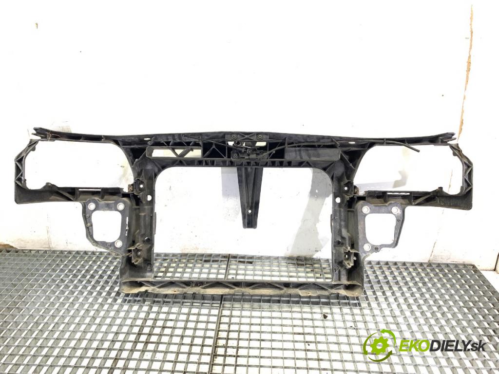 AUDI A3 8L liftback 2000 74 kW 1.6 1595 držák přední část  (Přední výztuha)