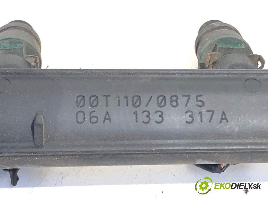 AUDI A3 8L liftback 2000 74 kW 1.6 1595 Lišta vstrekovacia 06A133317A (Vstrekovacia lišta)